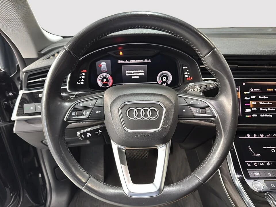 Audi Q8 DISTRONIC* 360 CAM* ОБДУХВАНЕ* ПАНО* LANE ASSIST - изображение 10