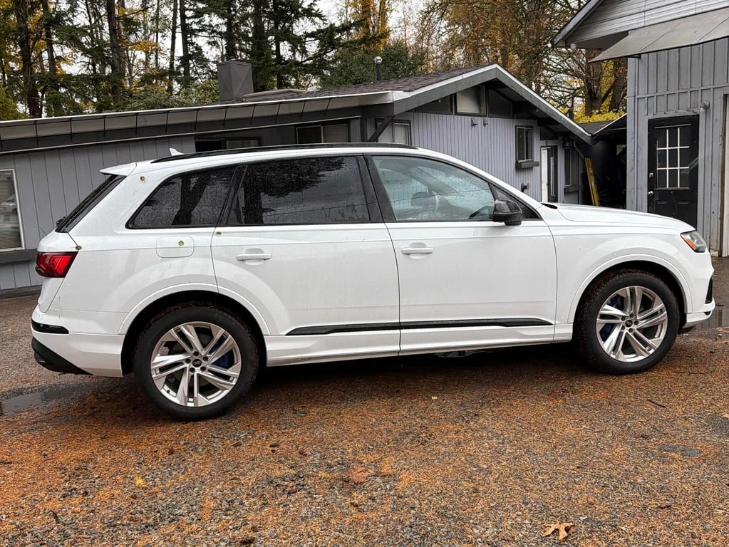 Audi Q7 * Komfort * CARFAX * БЕЗ ПЪРВОНАЧАЛНА ВНОСКА - изображение 4
