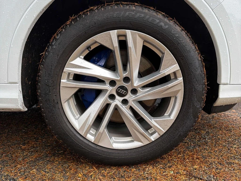 Audi Q7 * Komfort * CARFAX * БЕЗ ПЪРВОНАЧАЛНА ВНОСКА - изображение 6