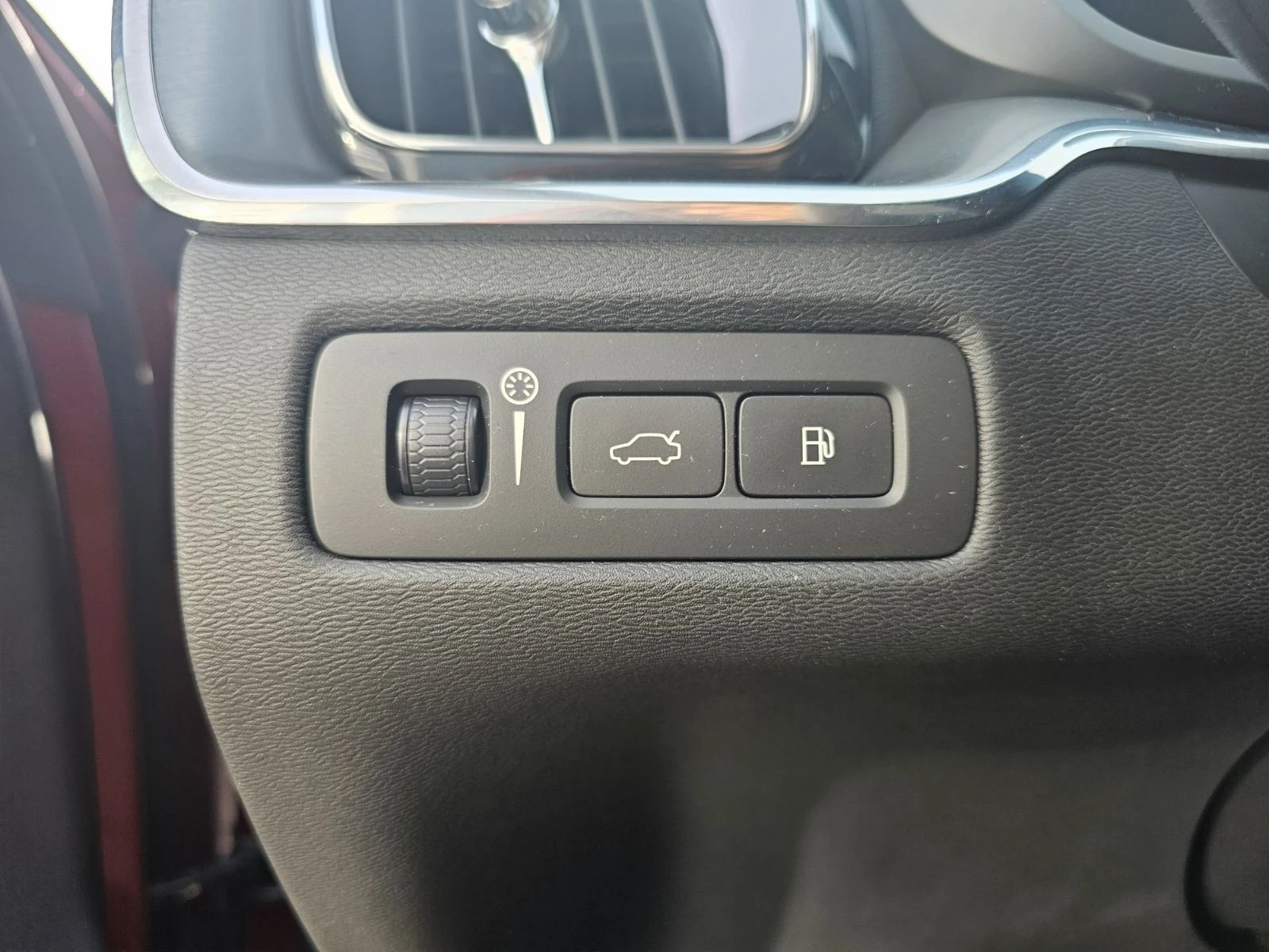 Volvo XC60 2.0 PLUG-IN HYBRID 390 hp 4x4 | Mobile.bg   11