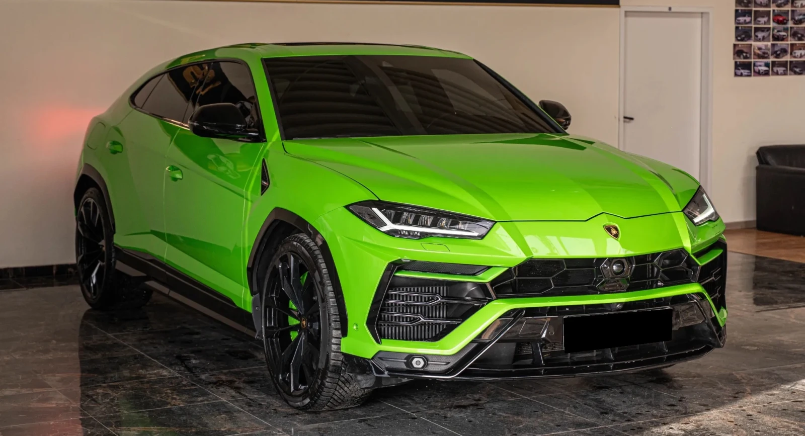 Lamborghini Urus  4.0 V8 4WD  - изображение 2