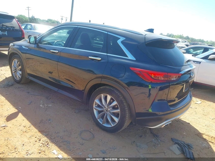 Infiniti QX50 2.0l Luxe, снимка 3 - Автомобили и джипове - 54619043