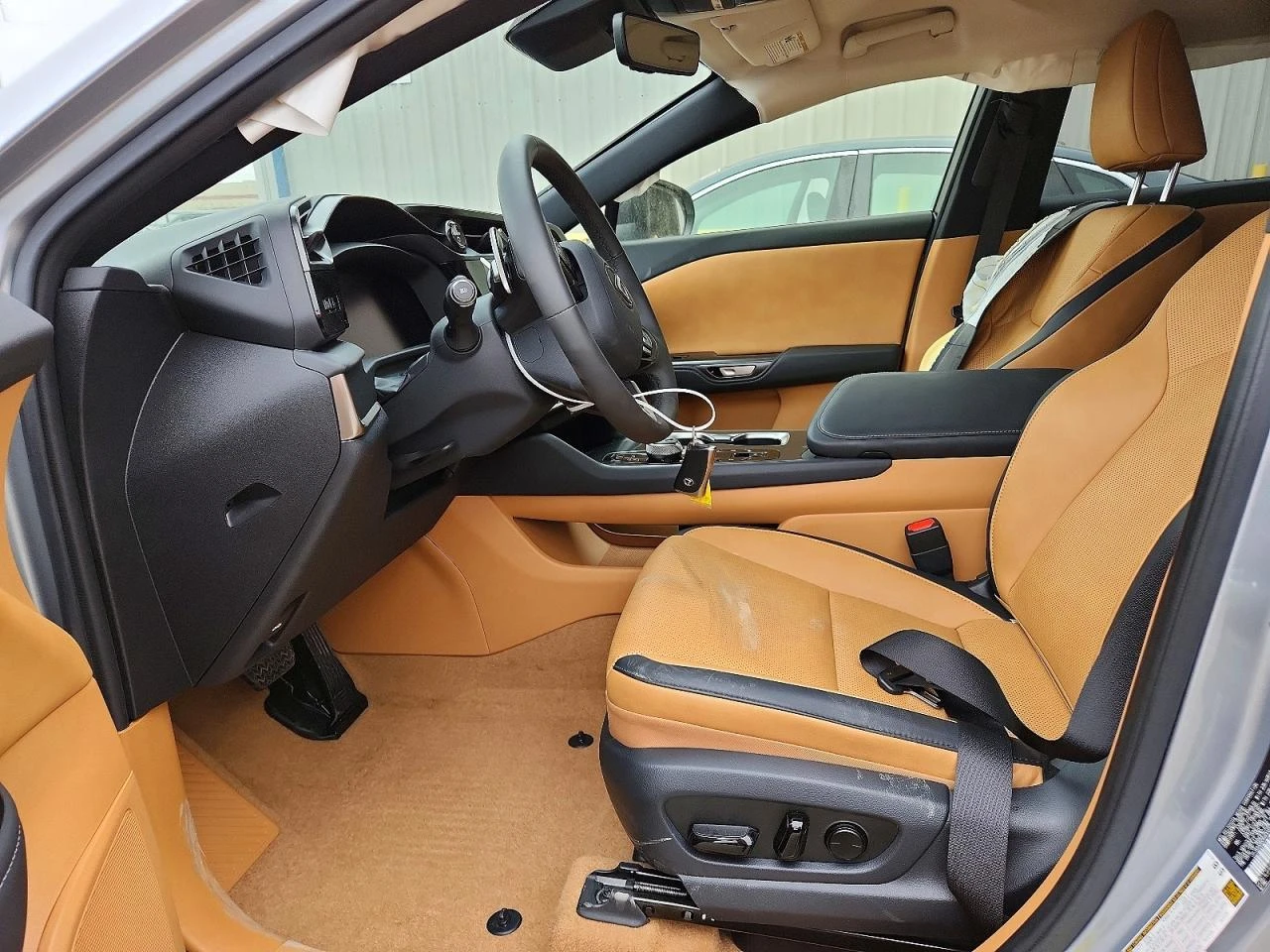 Lexus RZ 300E, снимка 7 - Автомобили и джипове - 54623243
