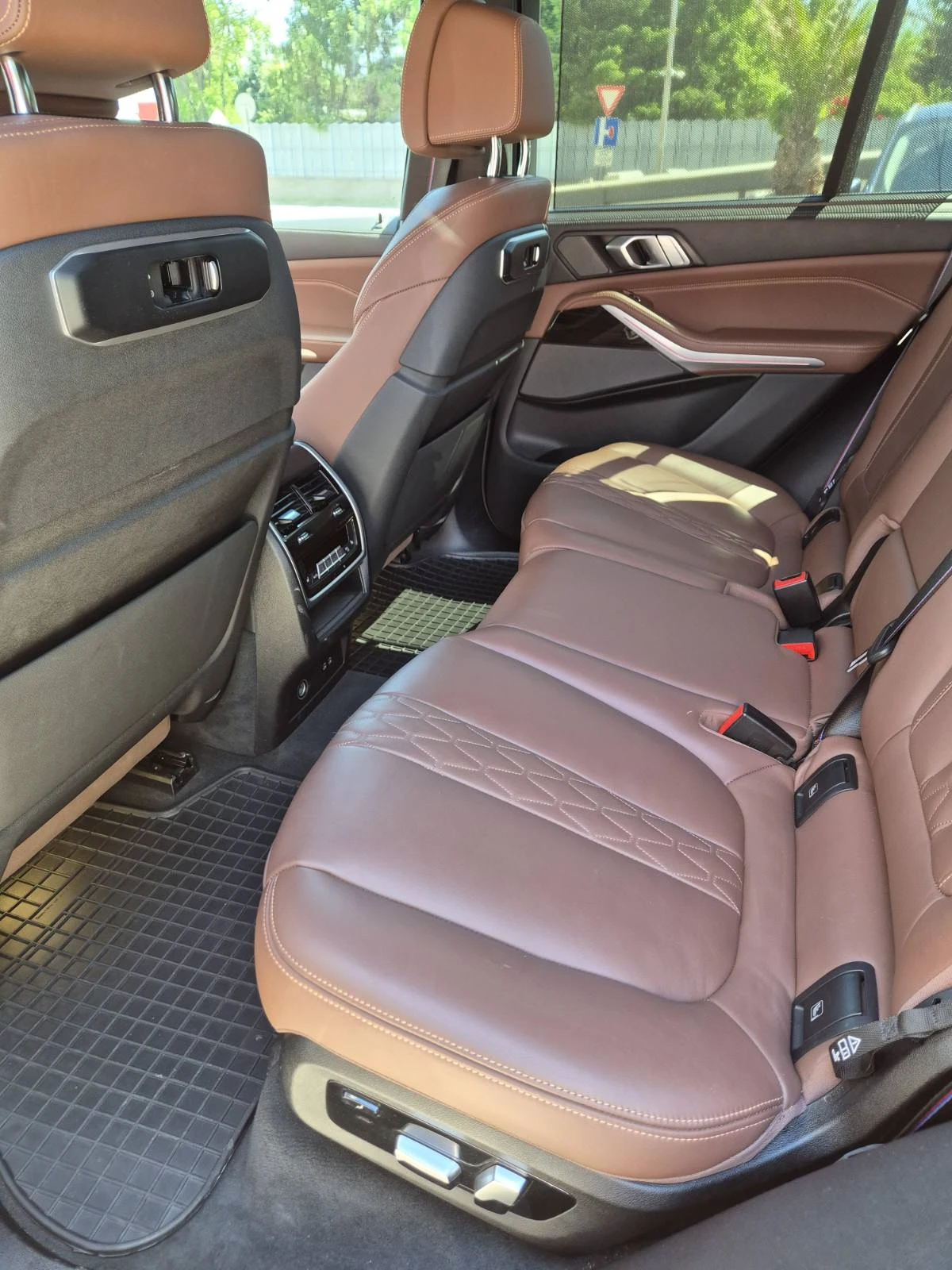 BMW X5 xDrive 40i | Mobile.bg � ����������� 12