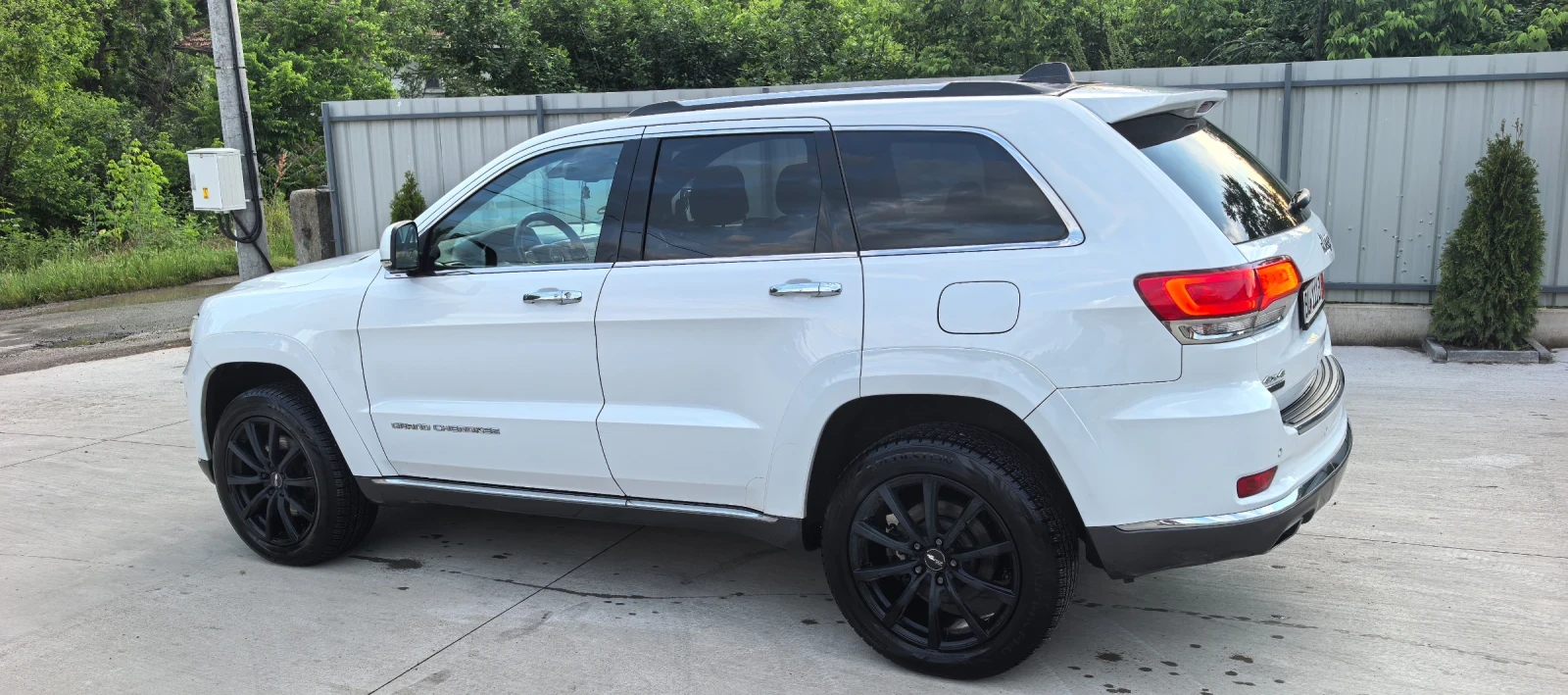 Jeep Grand cherokee, снимка 14 - Автомобили и джипове - 54784025