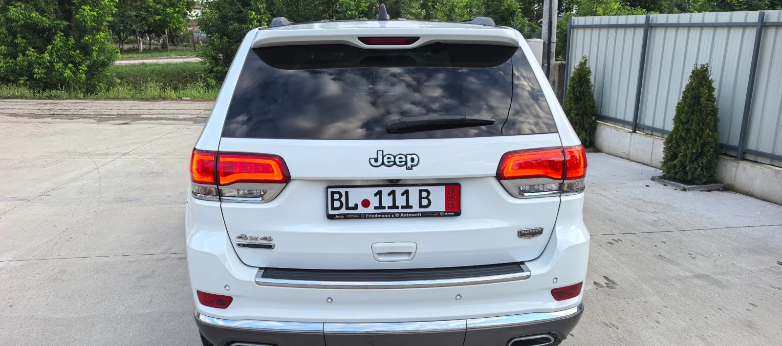 Jeep Grand cherokee, снимка 15 - Автомобили и джипове - 54784025
