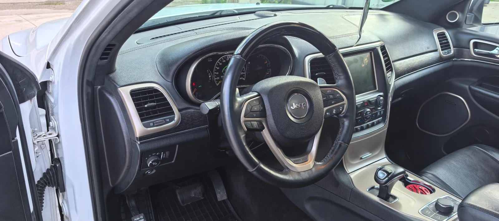 Jeep Grand cherokee, снимка 6 - Автомобили и джипове - 54784025