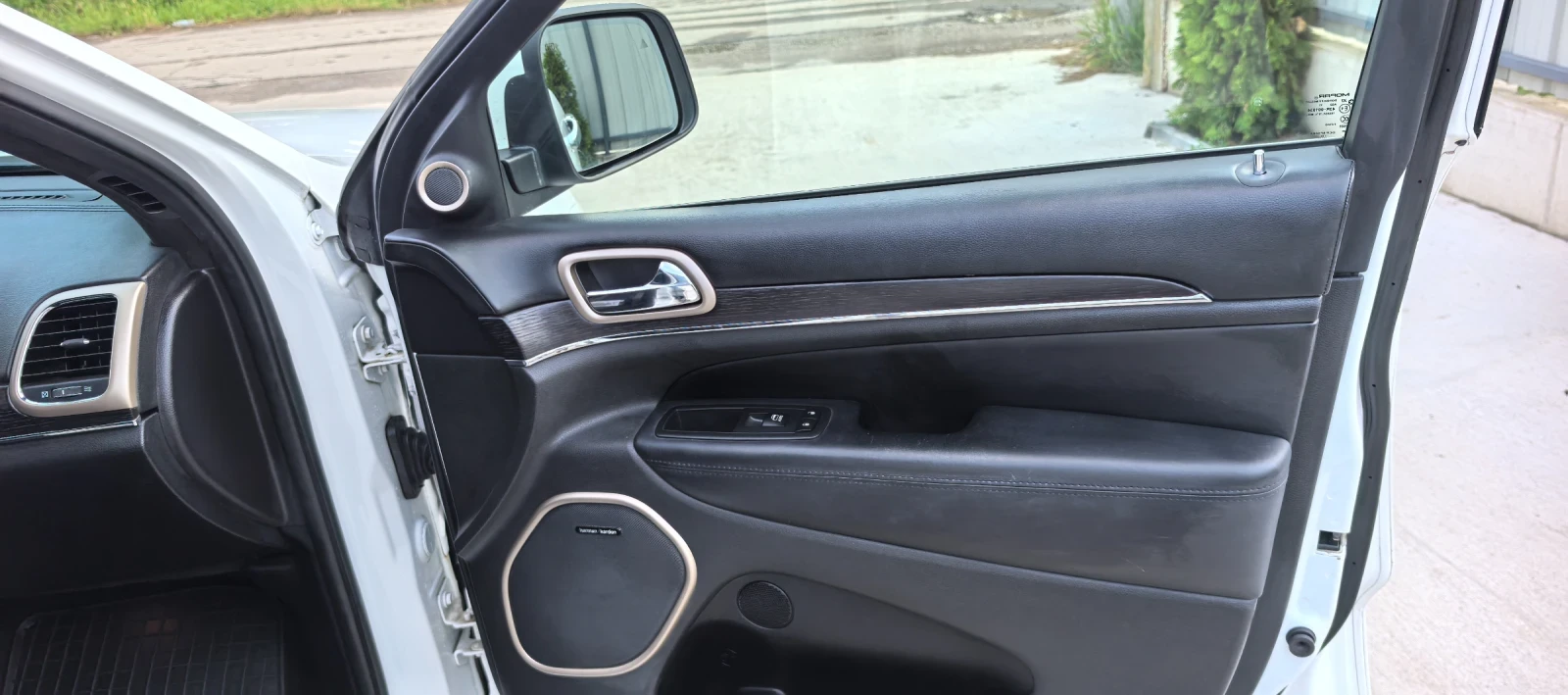 Jeep Grand cherokee, снимка 8 - Автомобили и джипове - 54784025