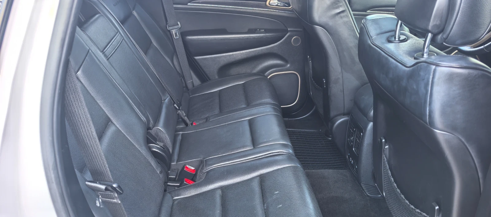 Jeep Grand cherokee, снимка 13 - Автомобили и джипове - 54784025