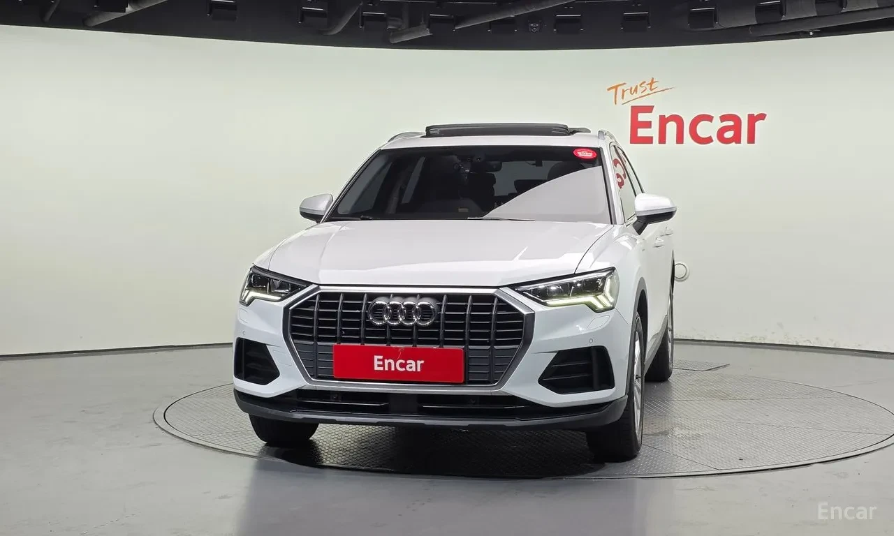 Audi Q3 F3 35 TDI, снимка 2 - Автомобили и джипове - 55277618