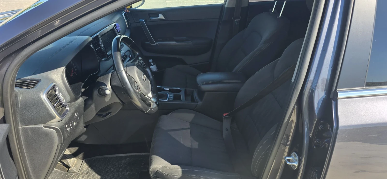Kia Sportage, снимка 9 - Автомобили и джипове - 55419770