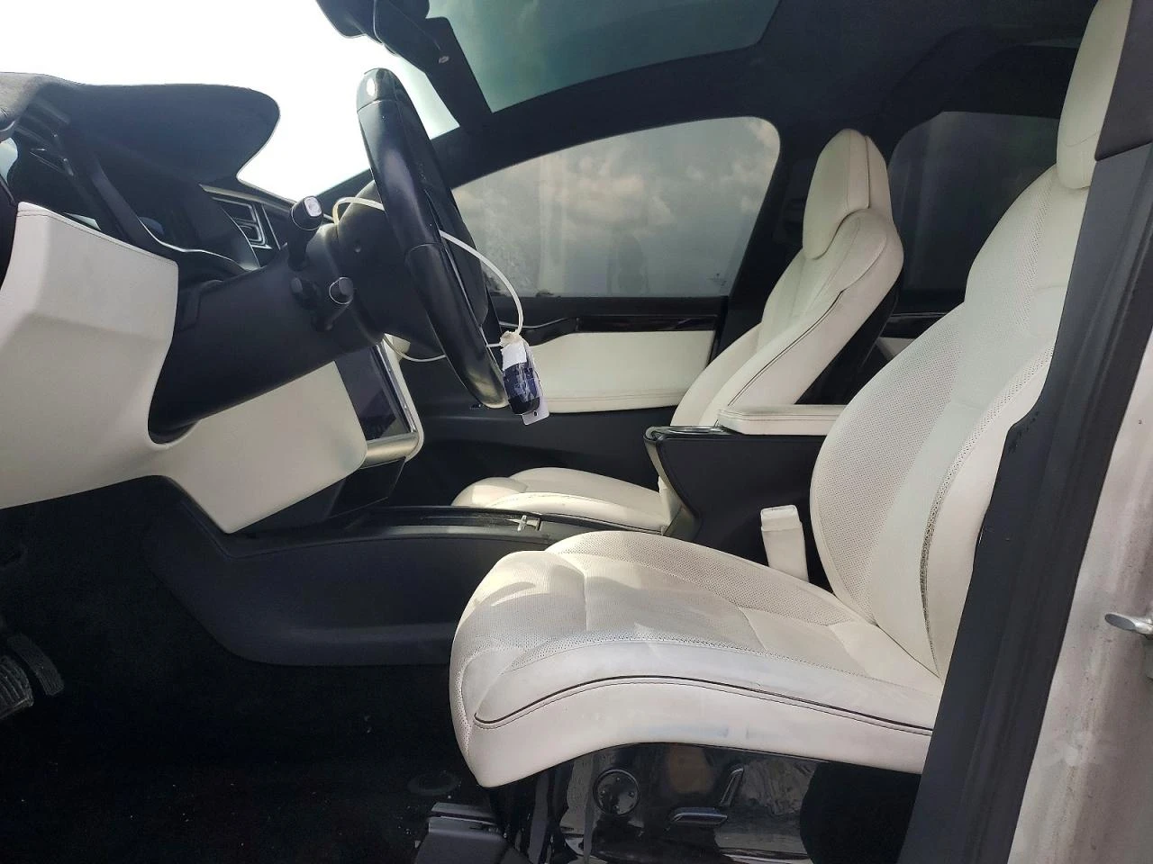 Tesla Model X 75D AWD, снимка 7 - Автомобили и джипове - 56332257