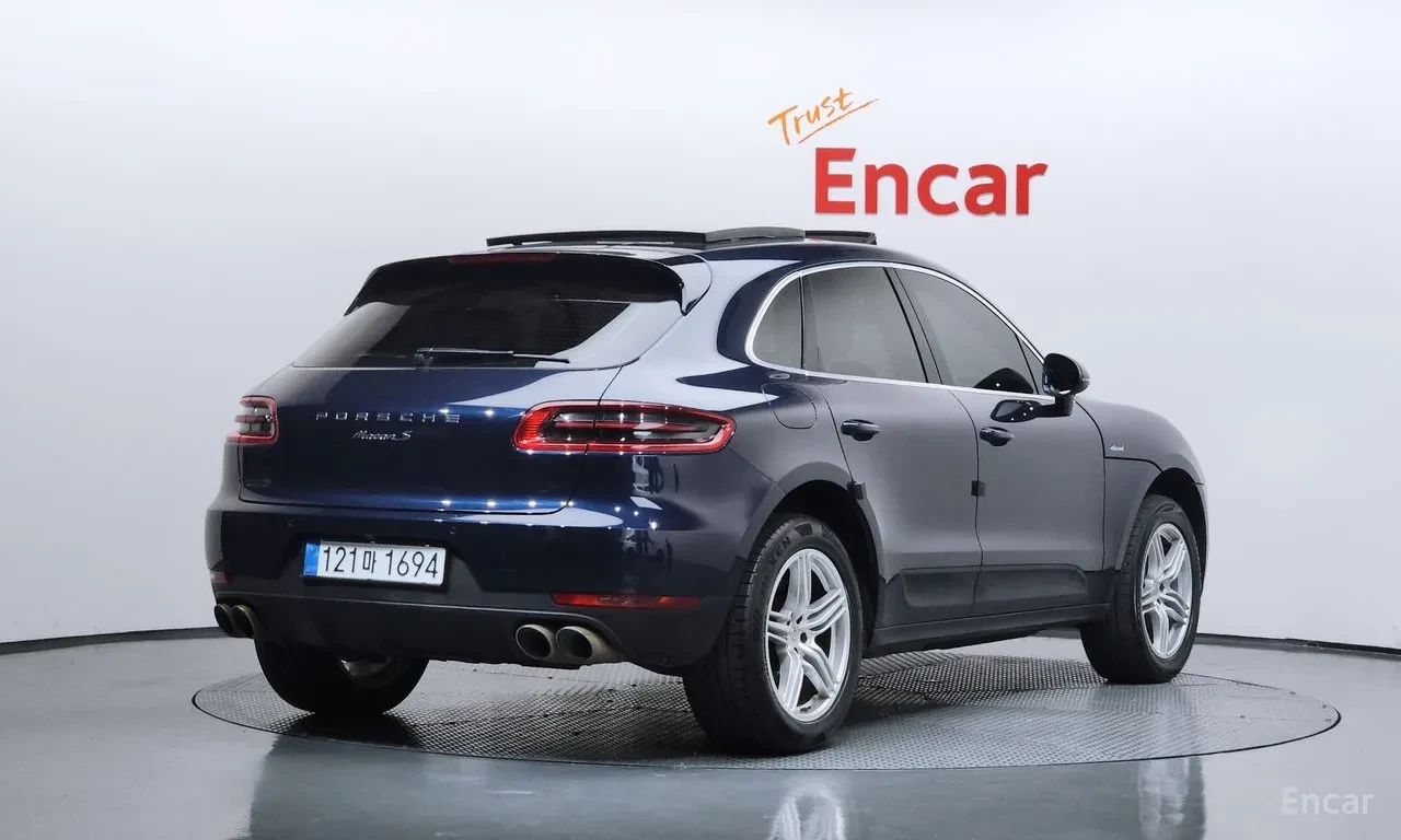 Porsche Macan 3.0 , снимка 2 - Автомобили и джипове - 56738241
