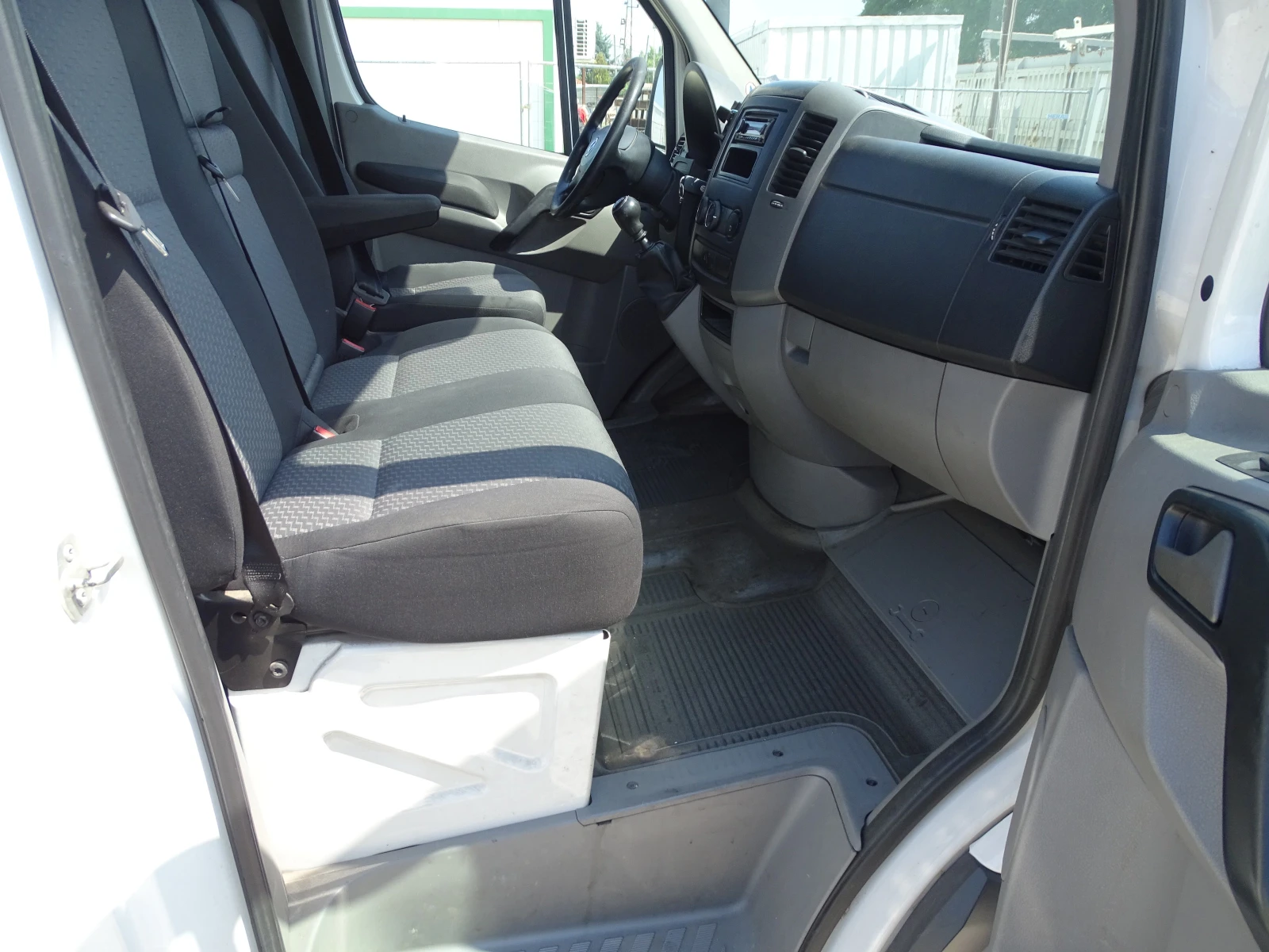 VW Crafter | Mobile.bg   13