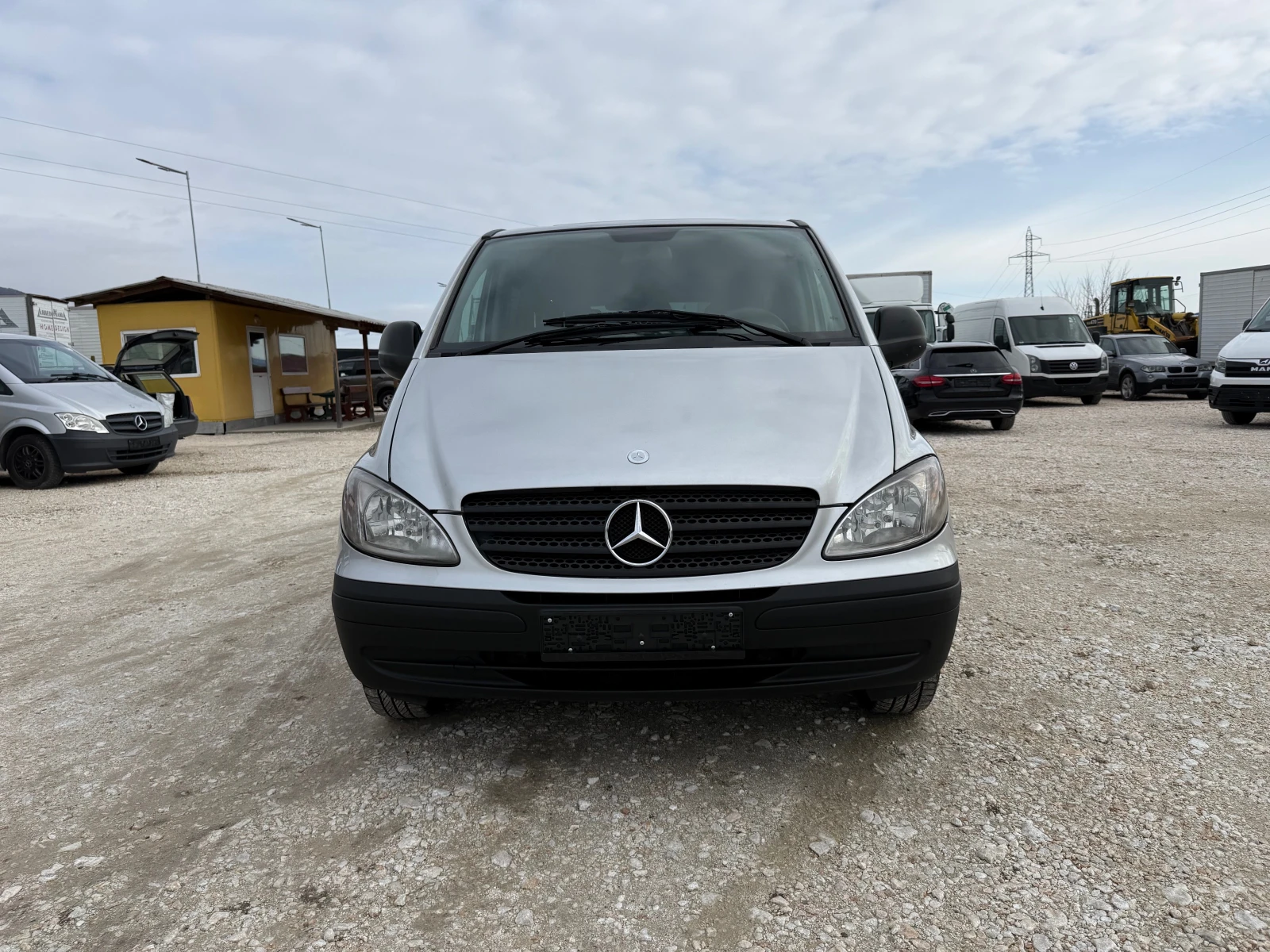 Mercedes-Benz Vito 111 CDI 9 места - изображение 2