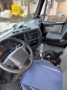 Volvo F12, снимка 15