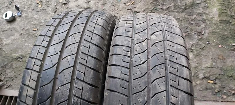 Гуми Летни 205/65R16, снимка 1 - Гуми и джанти - 35608308