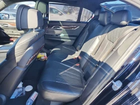 BMW 750  XDRIVE /DISTRONIC/360/HARMAN KARDON/ОБДУХВАНЕ, снимка 13