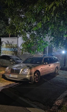 Mercedes-Benz E 200 2.0К 186, снимка 2