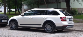 Skoda Octavia Scout, снимка 4