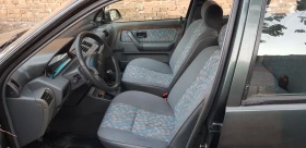 Renault Clio 1.2L hatchback 4 door, снимка 3