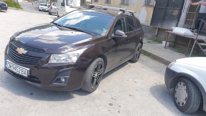 Chevrolet Cruze, снимка 2 - Автомобили и джипове - 49176148