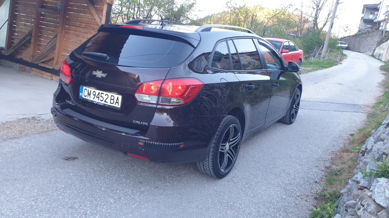 Chevrolet Cruze, снимка 9 - Автомобили и джипове - 48316550