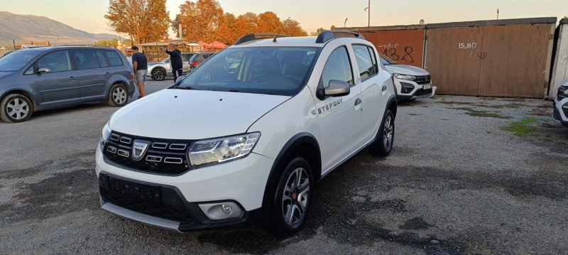 Dacia Sandero 1.5.STEPWAY, снимка 2 - Автомобили и джипове - 47334584