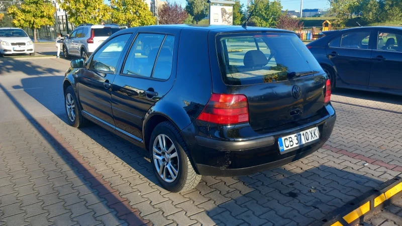 VW Golf Ел.Стъкла Лети Джанти Всичко работещо , + климатик, снимка 3 - Автомобили и джипове - 47501353