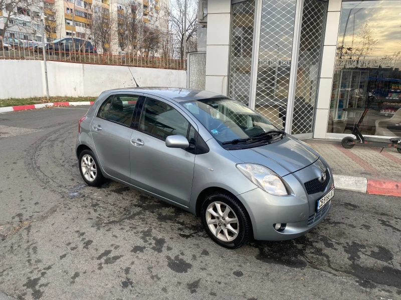 Toyota Yaris 1.3 ВЕРИГА, снимка 1 - Автомобили и джипове - 48292683