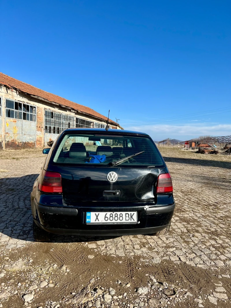 VW Golf, снимка 4 - Автомобили и джипове - 48646123