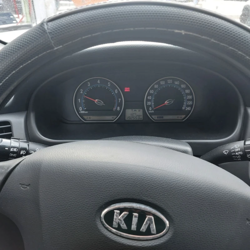 Kia Magentis 2.0 бензин/газ, снимка 5 - Автомобили и джипове - 48984753