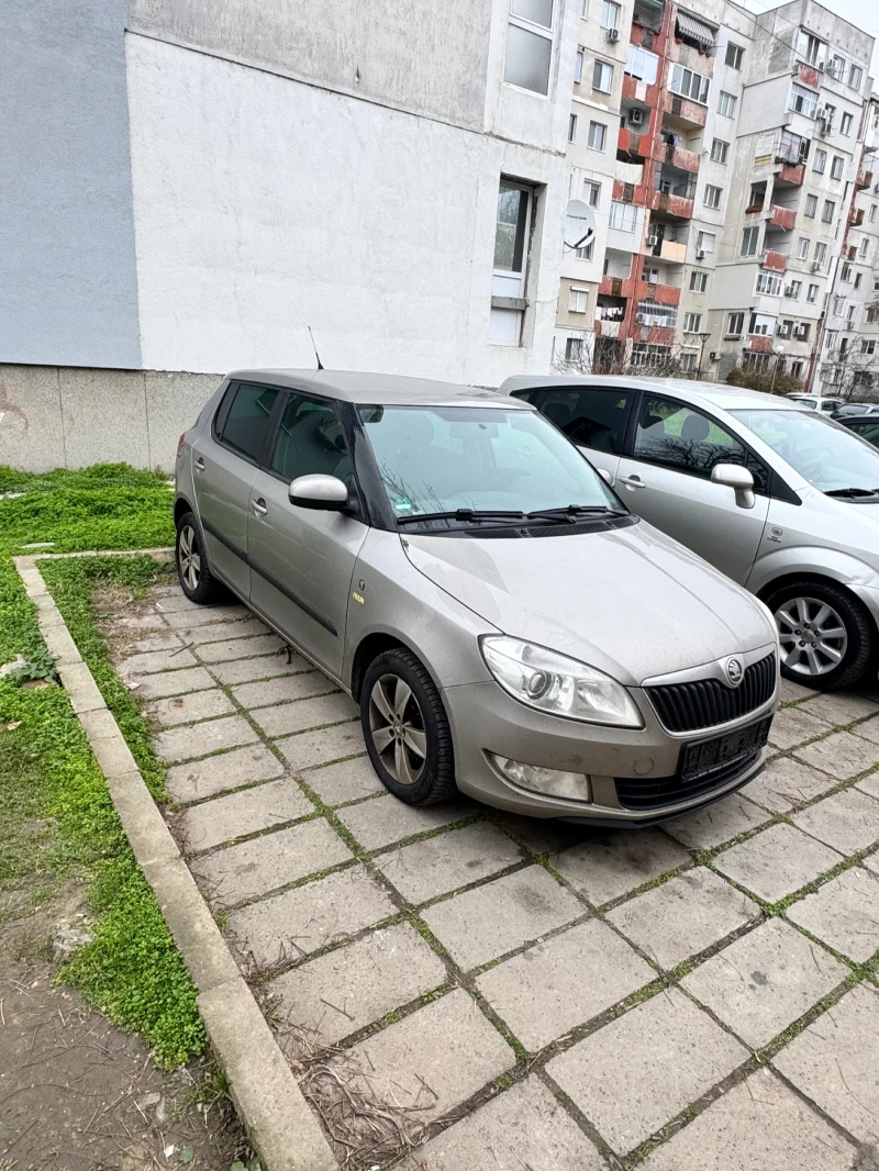 Skoda Fabia, снимка 5 - Автомобили и джипове - 52882623