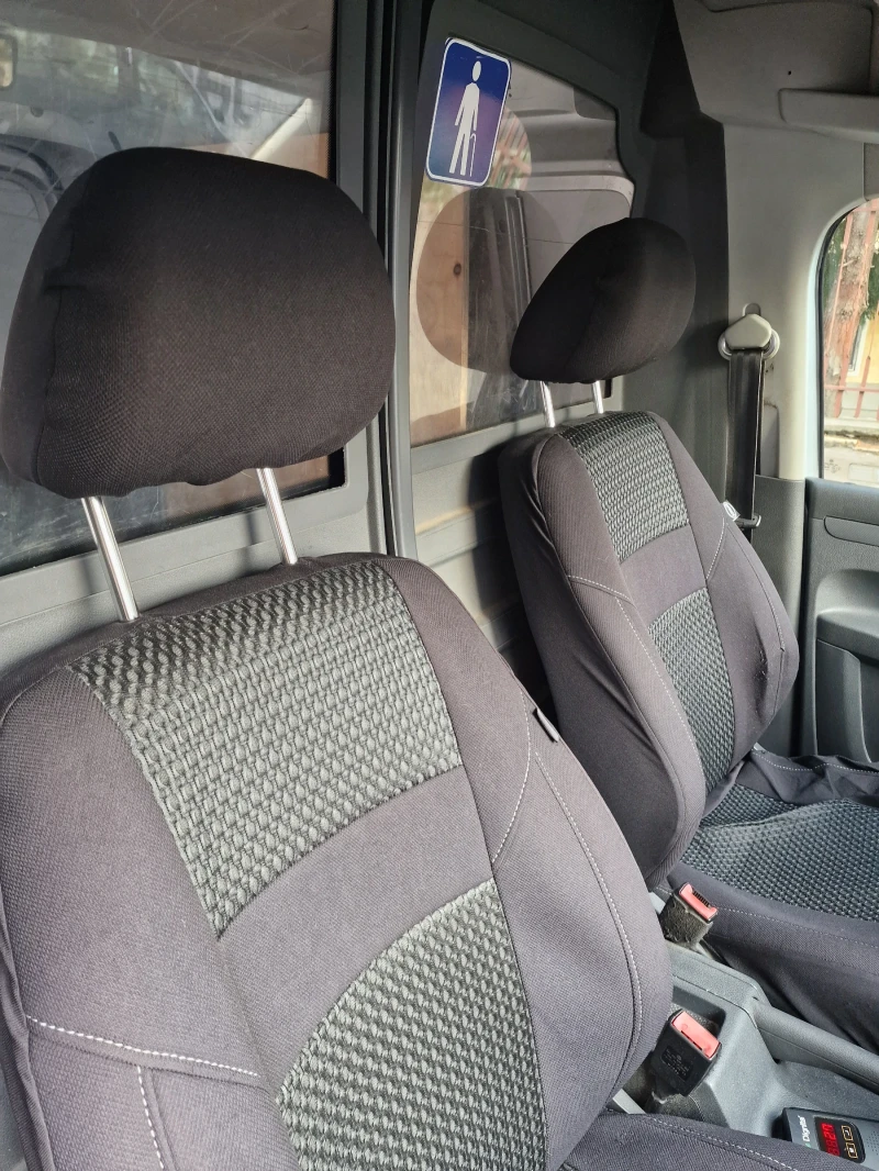 VW Caddy, снимка 7 - Автомобили и джипове - 53118564