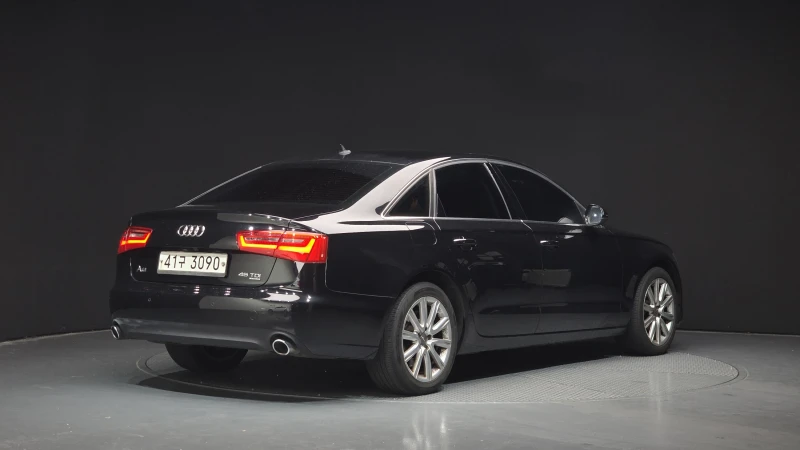 Audi A6 3.0TDI/QUATTRO/MATRIX, снимка 2 - Автомобили и джипове - 53261002