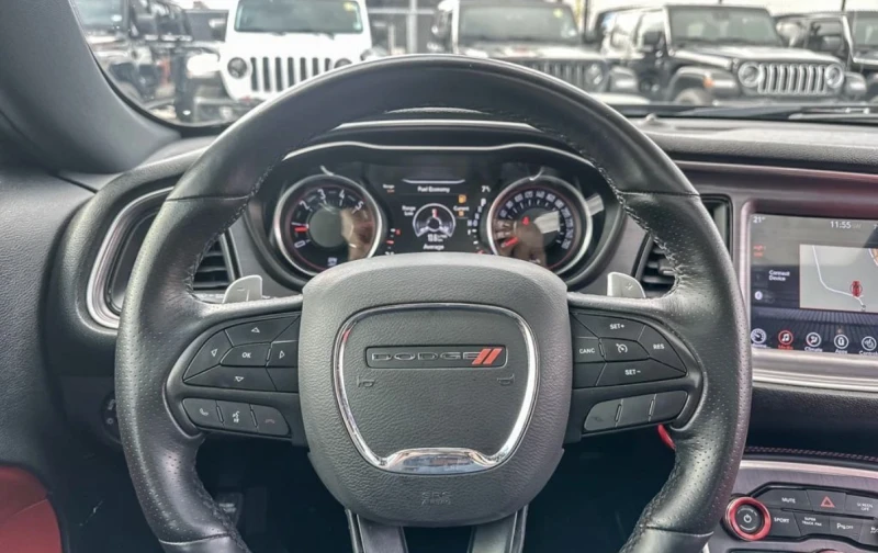 Dodge Challenger R/T * ОБДУХВАНЕ * H/K * КАМЕРА * 8ZF * CARFAX * , снимка 7 - Автомобили и джипове - 53472687