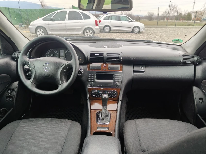 Mercedes-Benz C 220 2.2CDI FACELIFT 150, снимка 9 - Автомобили и джипове - 53477285