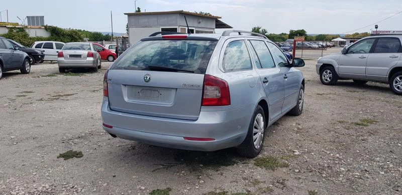 Skoda Octavia 1.6 TDI, снимка 4 - Автомобили и джипове - 29760274