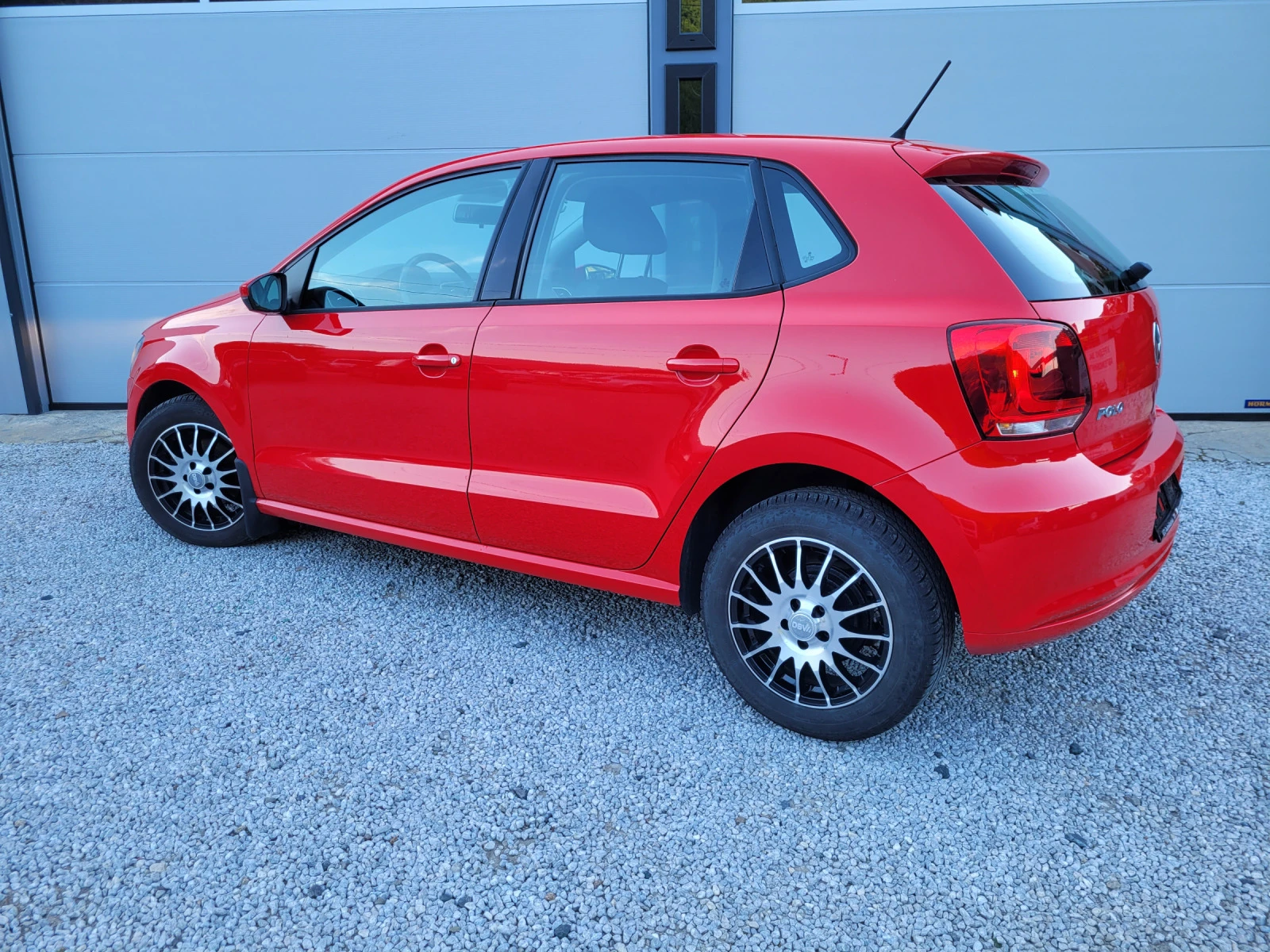 VW Polo 1.2 Бензин - изображение 5