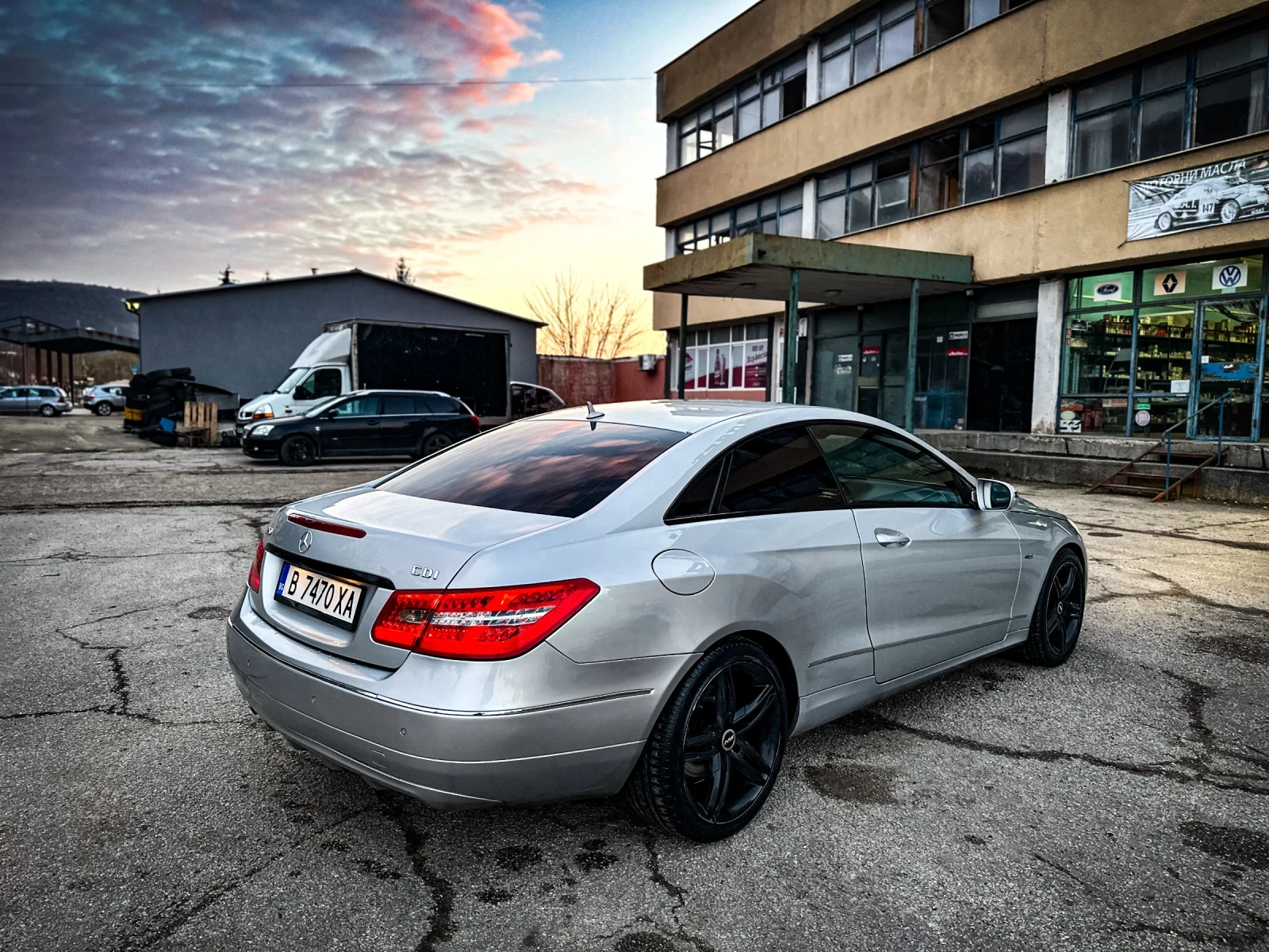 Mercedes-Benz E 250 CDI= КОЖА= NAVI= СМЕНЕНИ ВЕРИГИ=  - изображение 8