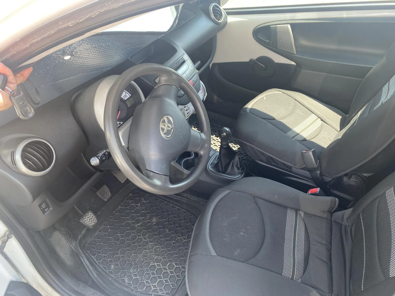 Toyota Aygo 1.0 N1 - изображение 6