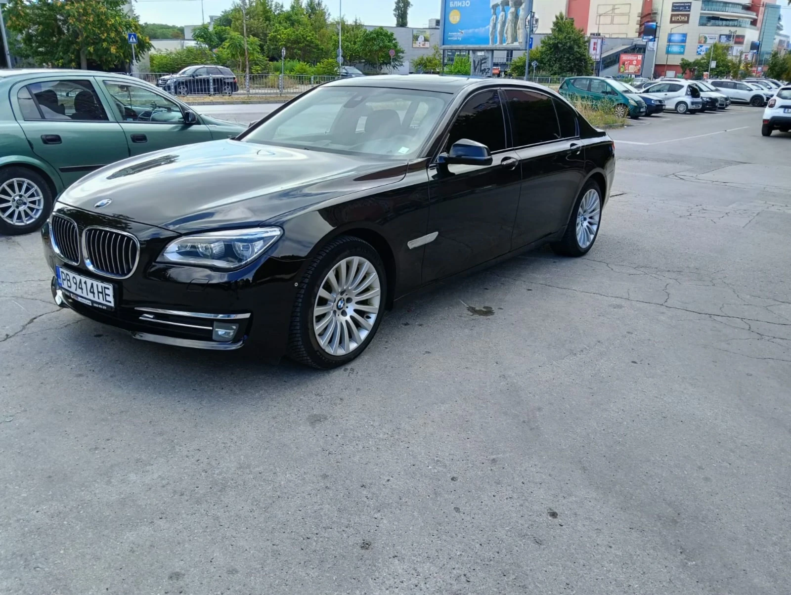 BMW 750  - изображение 5