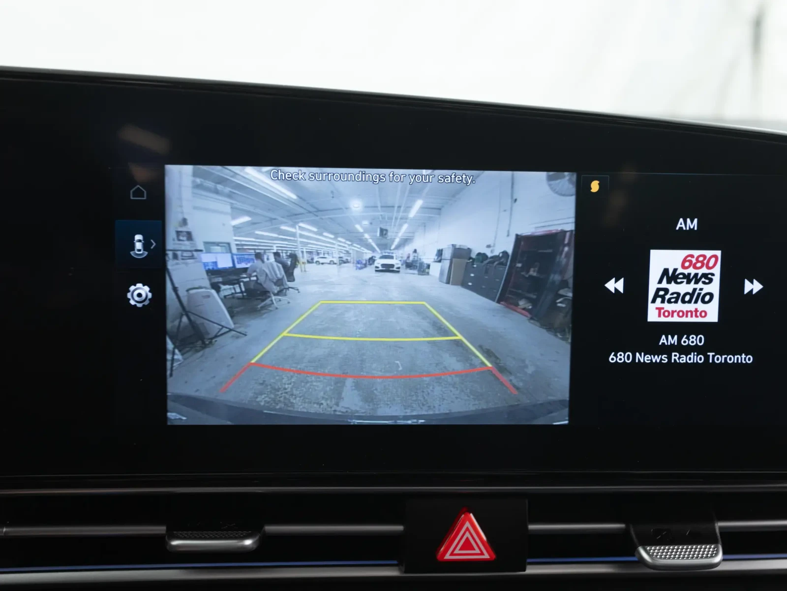 Hyundai Elantra LUXURY* МъртваТочка* Шибидах* Подгрев* CarPlay* Ка - изображение 10