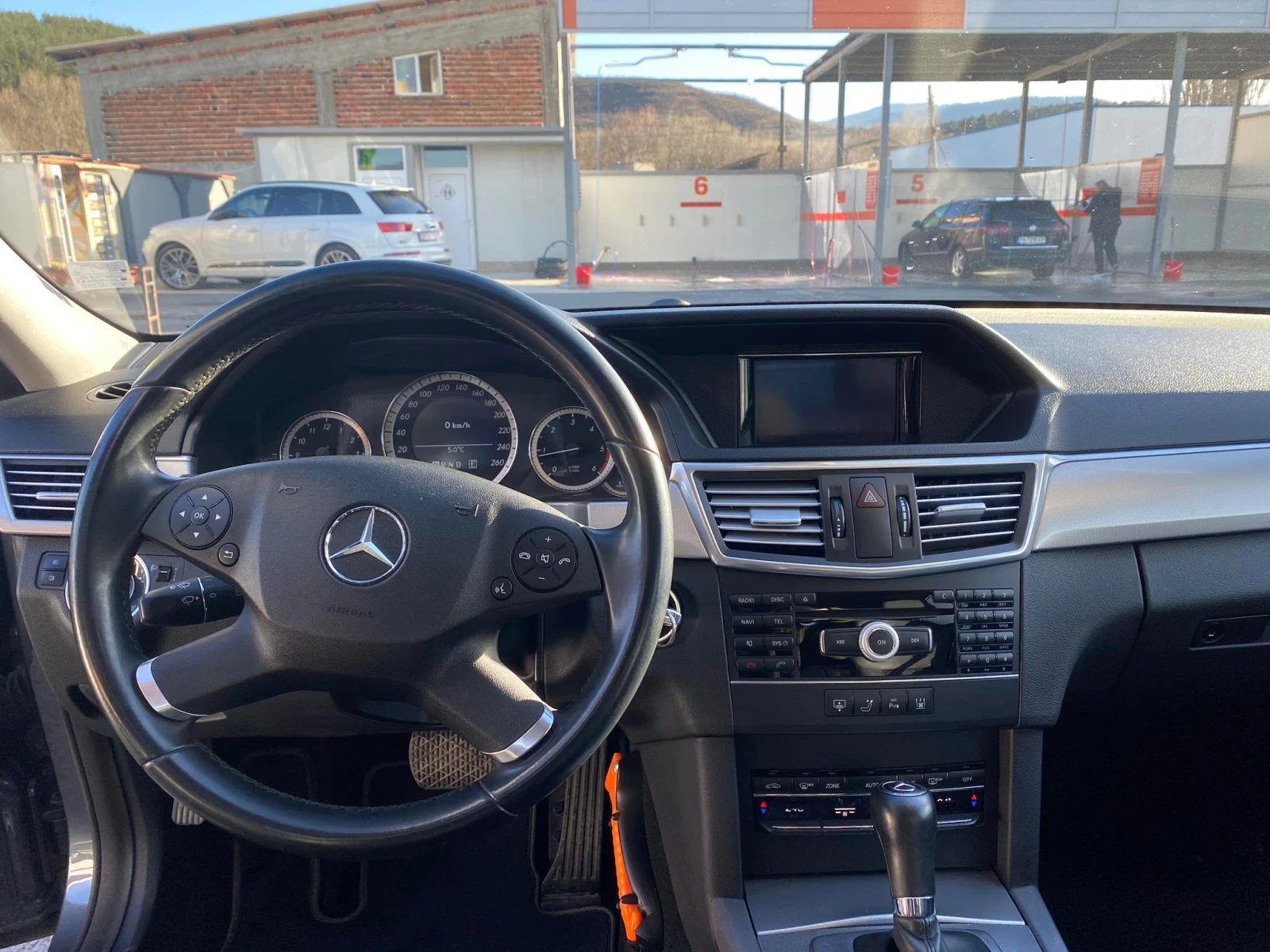 Mercedes-Benz E 200 BlueEFFICIENCY - изображение 7