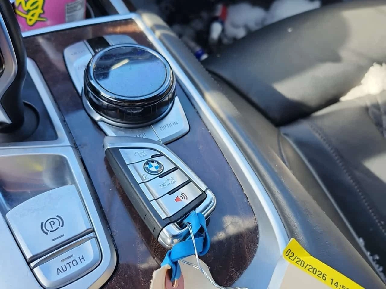 BMW 750  XDRIVE /DISTRONIC/360/HARMAN KARDON/ОБДУХВАНЕ, снимка 8 - Автомобили и джипове - 53984398