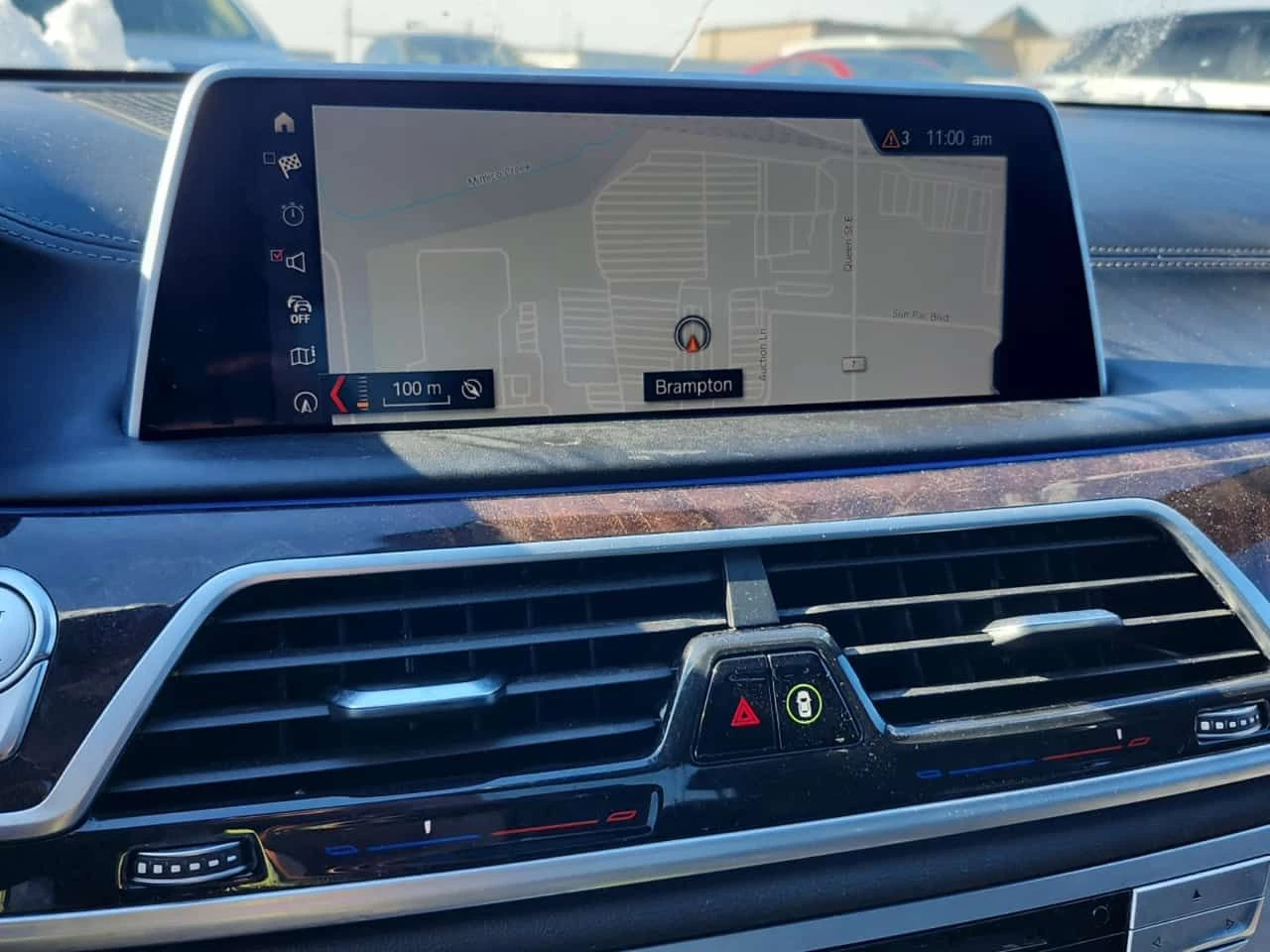 BMW 750  XDRIVE /DISTRONIC/360/HARMAN KARDON/ОБДУХВАНЕ, снимка 10 - Автомобили и джипове - 53984398