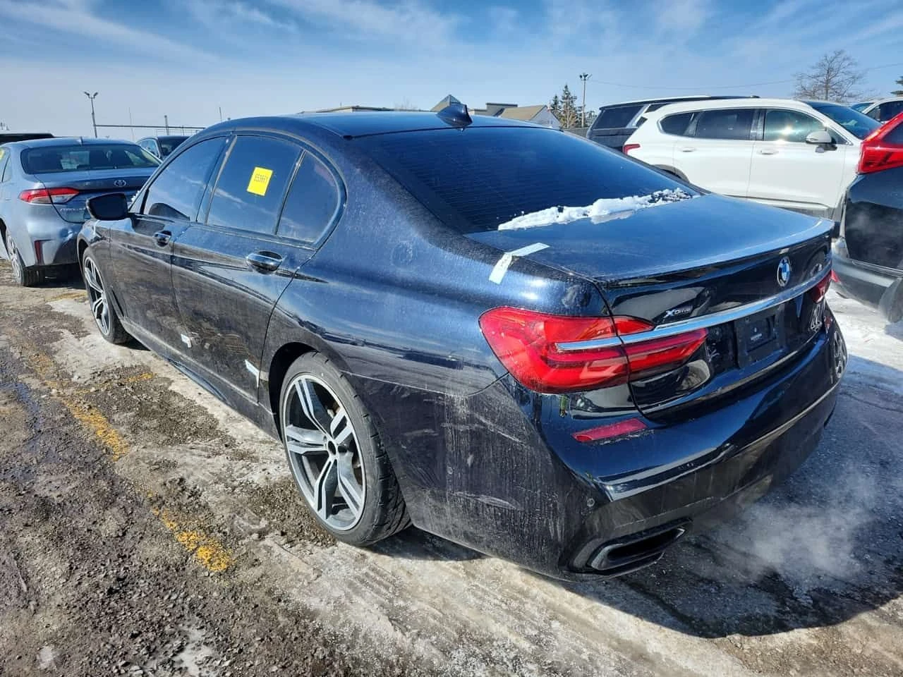 BMW 750  XDRIVE /DISTRONIC/360/HARMAN KARDON/ОБДУХВАНЕ, снимка 4 - Автомобили и джипове - 53984398