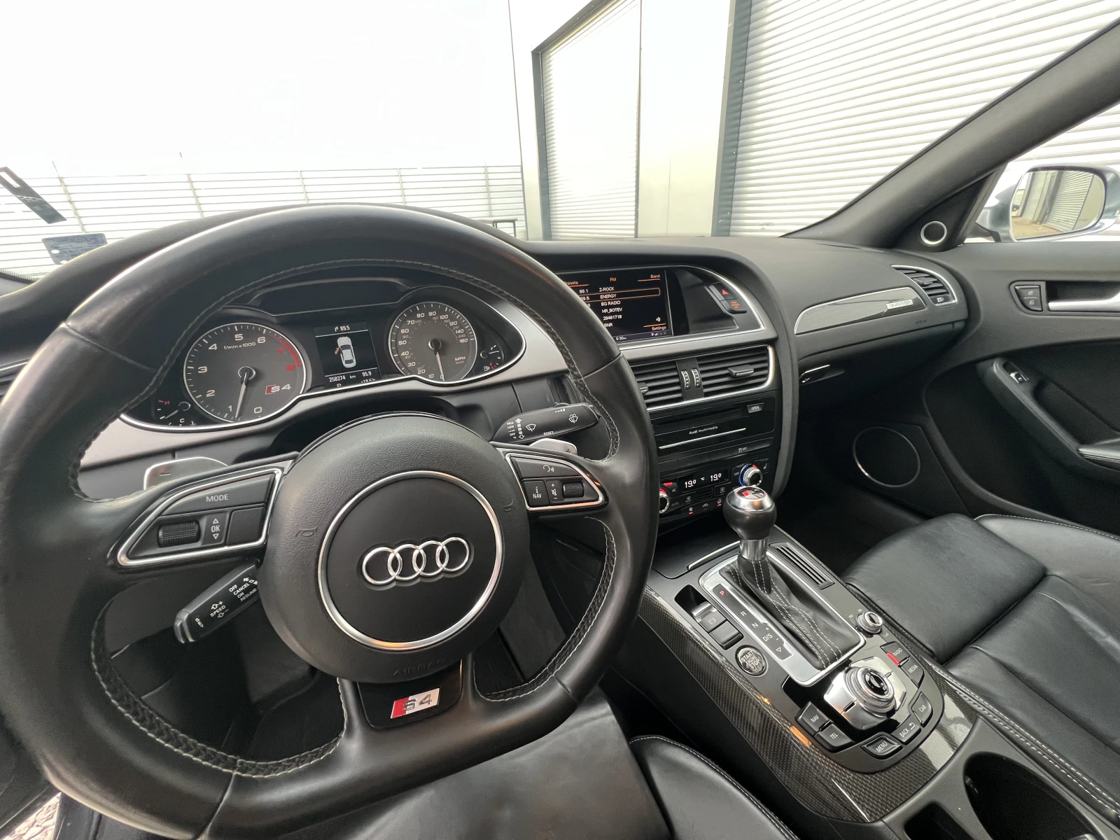 Audi S4 3.0TFSI SUPERCHARGED, снимка 9 - Автомобили и джипове - 54208817