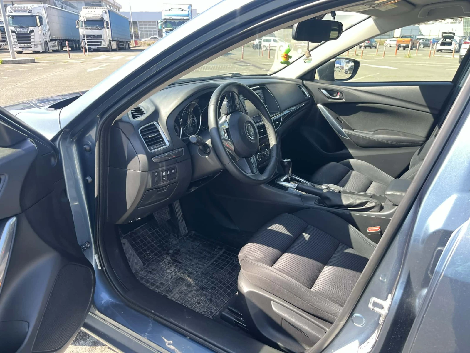 Mazda 6  2.2D Skyactiv, снимка 10 - Автомобили и джипове - 54332323