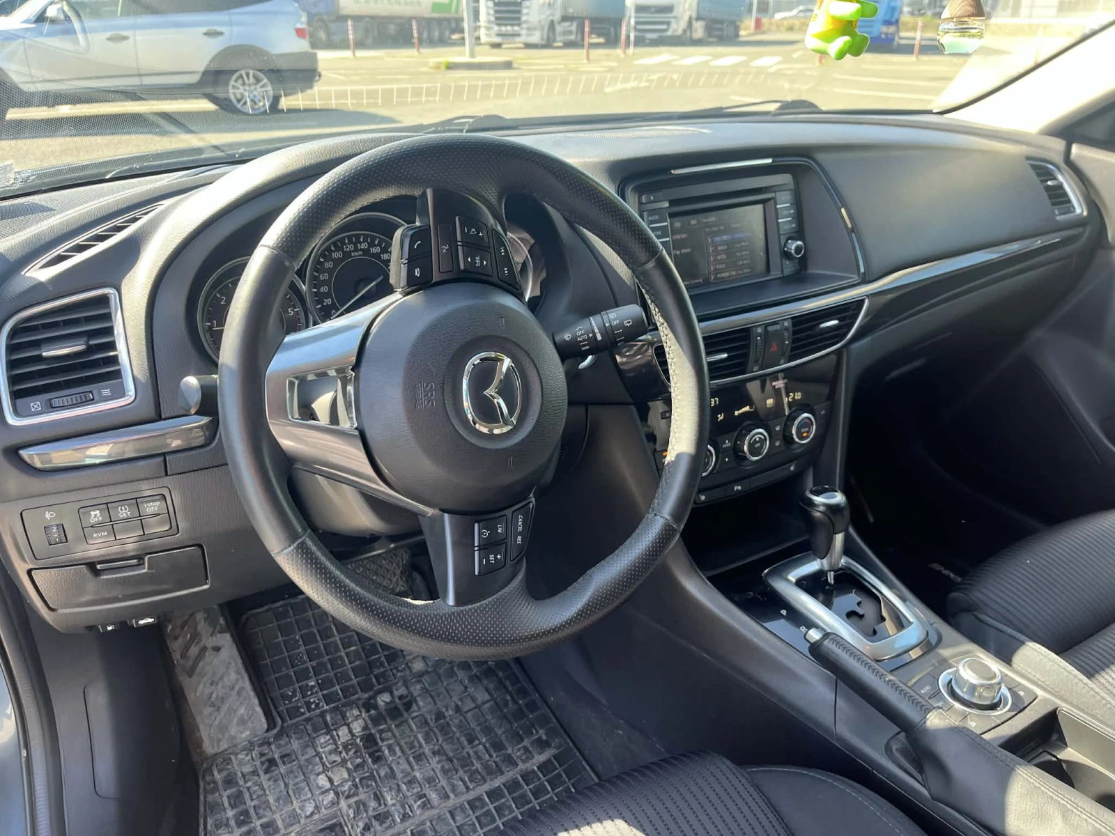 Mazda 6  2.2D Skyactiv, снимка 9 - Автомобили и джипове - 54332323